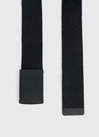Textile belt with automatic buckle