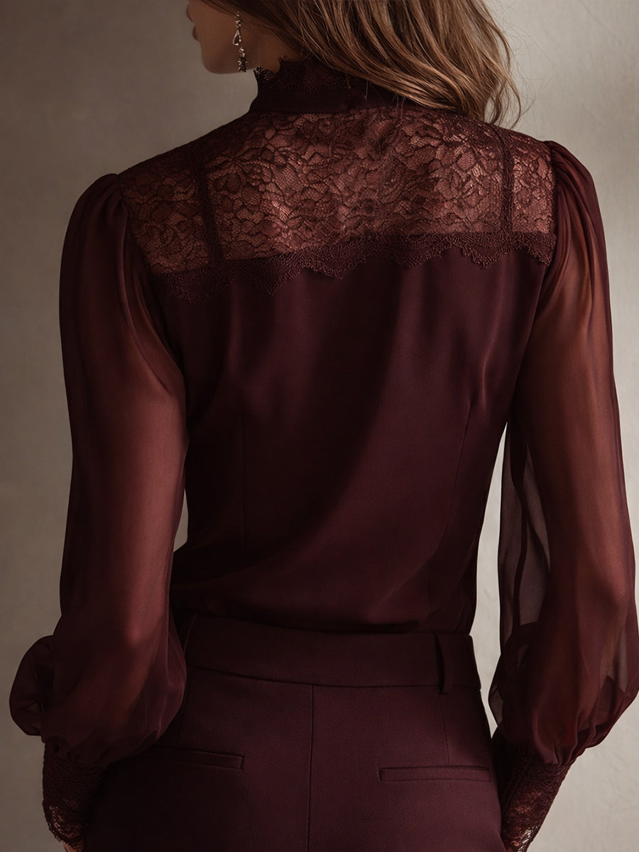 Camicetta in Chiffon con Colletto Alto e Lacci sul Collo, in Stile Retrò ed Elegante, con Pizzo