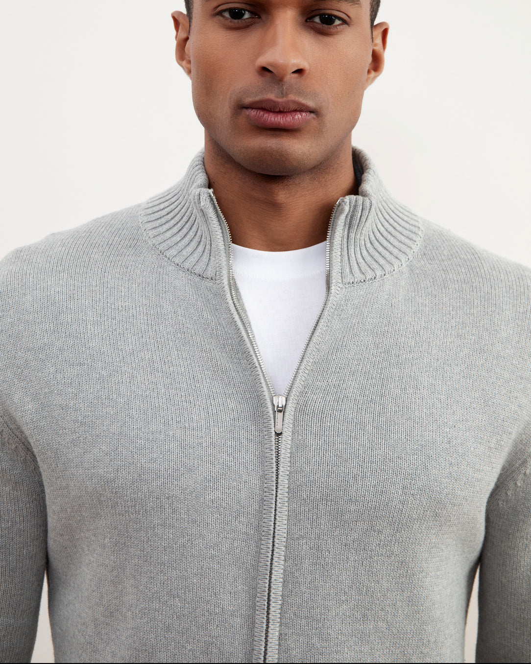 Maglione con Zip Dalla Struttura Rigida