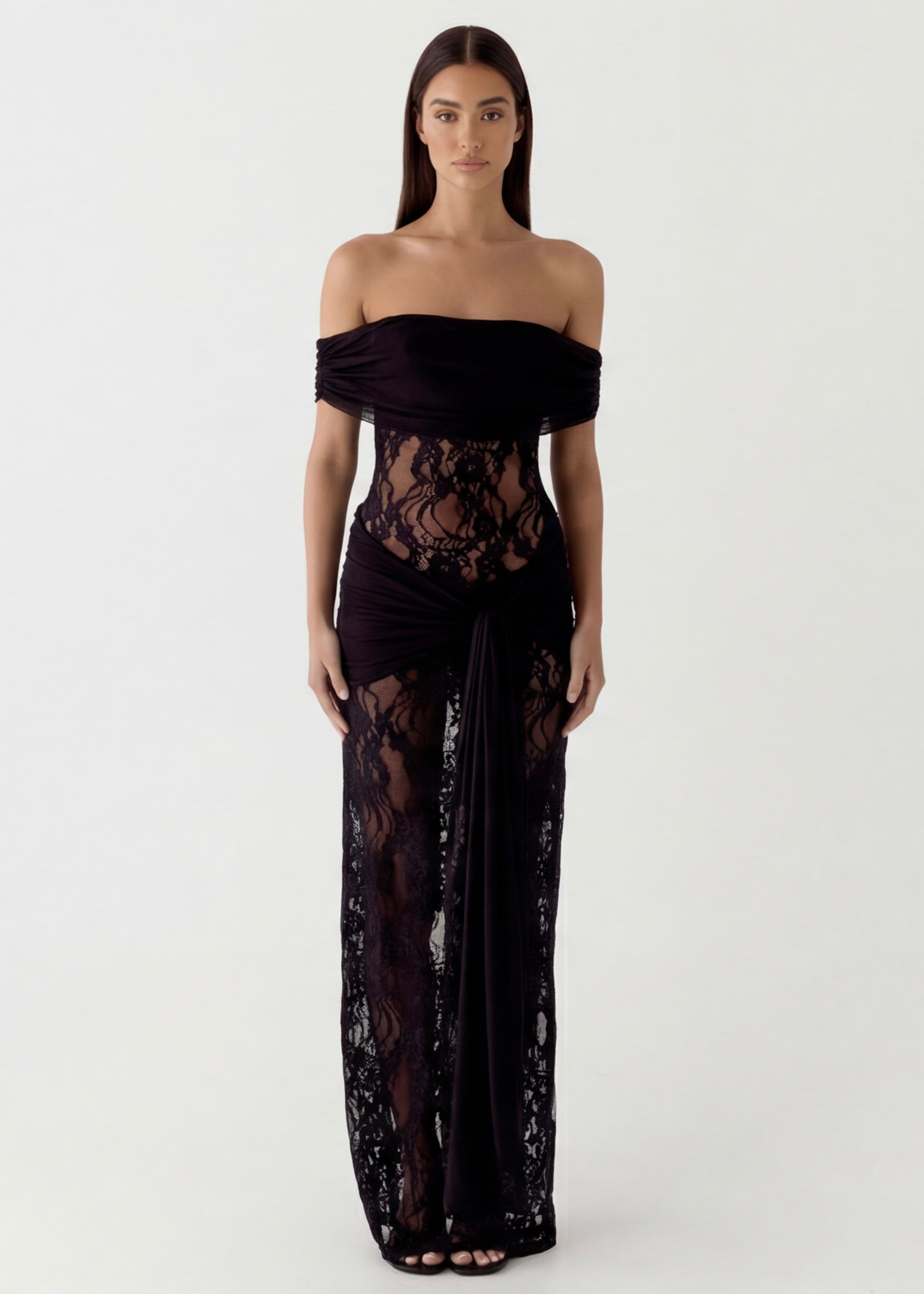 Valenza | Lace Gown Maxi