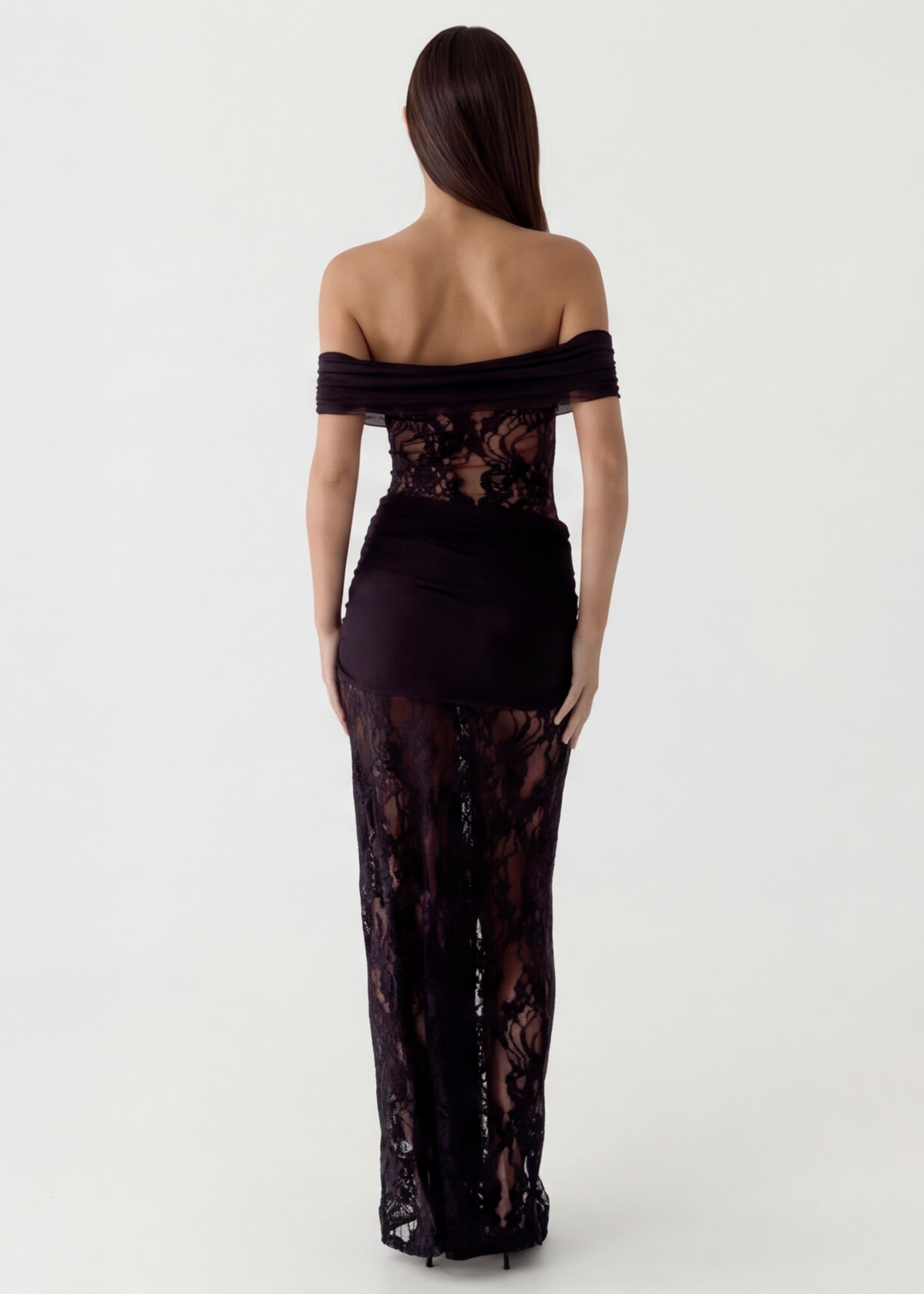 Valenza | Lace Gown Maxi