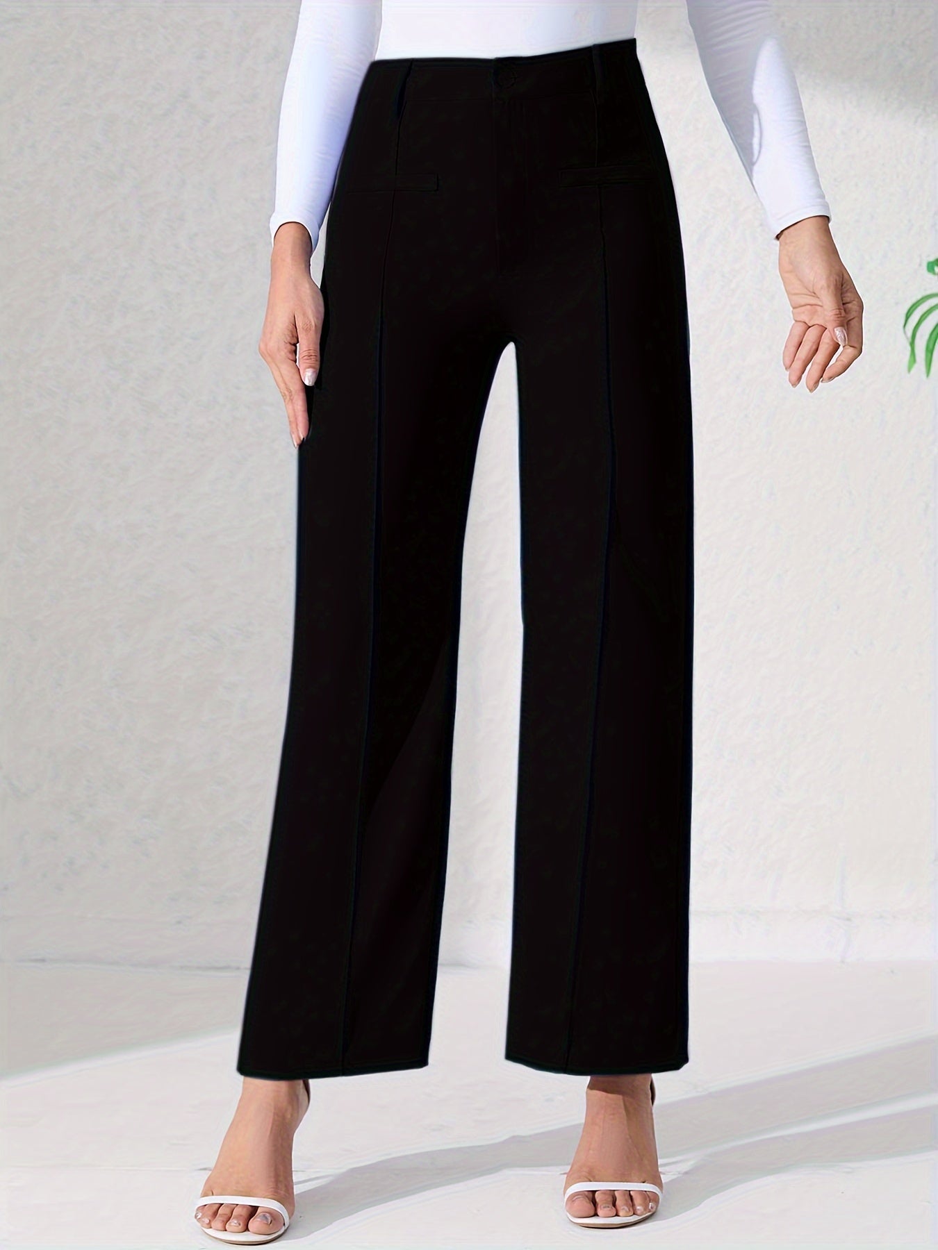 Pantaloni a vita alta