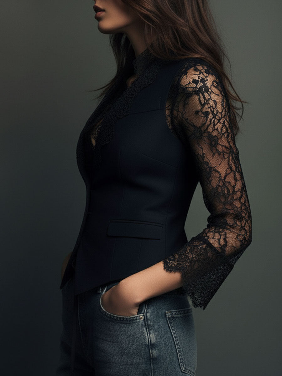 Elegante Top Blazer con Maniche a Pannelli in Pizzo Nero