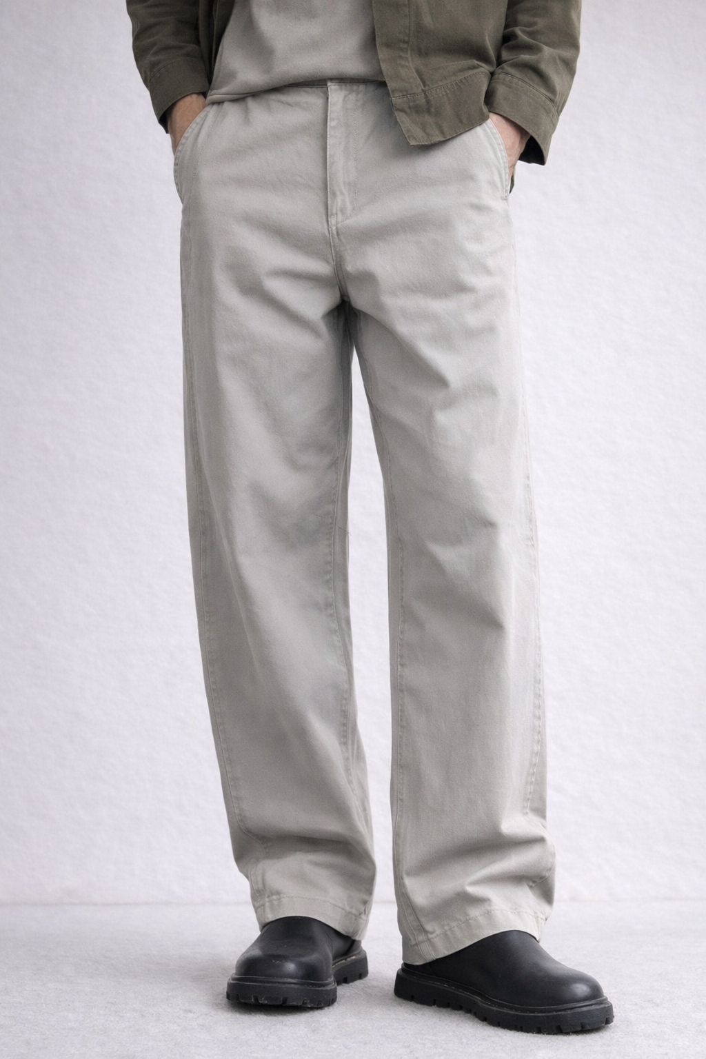 Pantaloni dal Taglio Comodo con Elastico in Vita