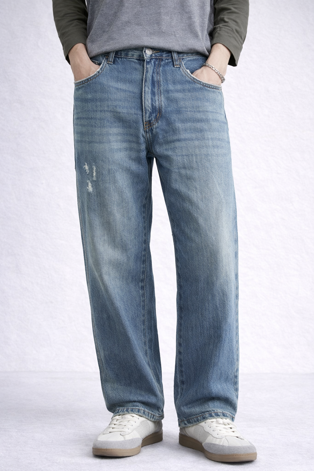 Jeans Dritti con Lavaggio Vintage
