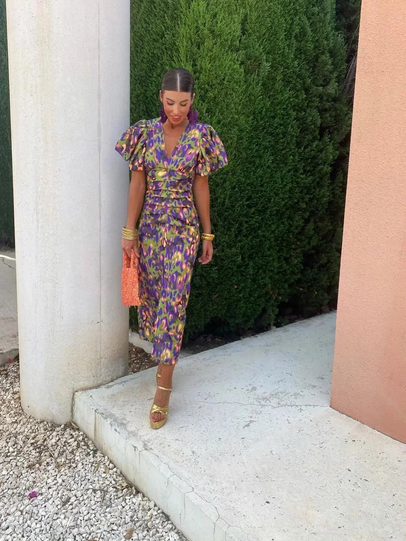 Aurora™ | Vestido midi de colores vivos con mangas abullonadas