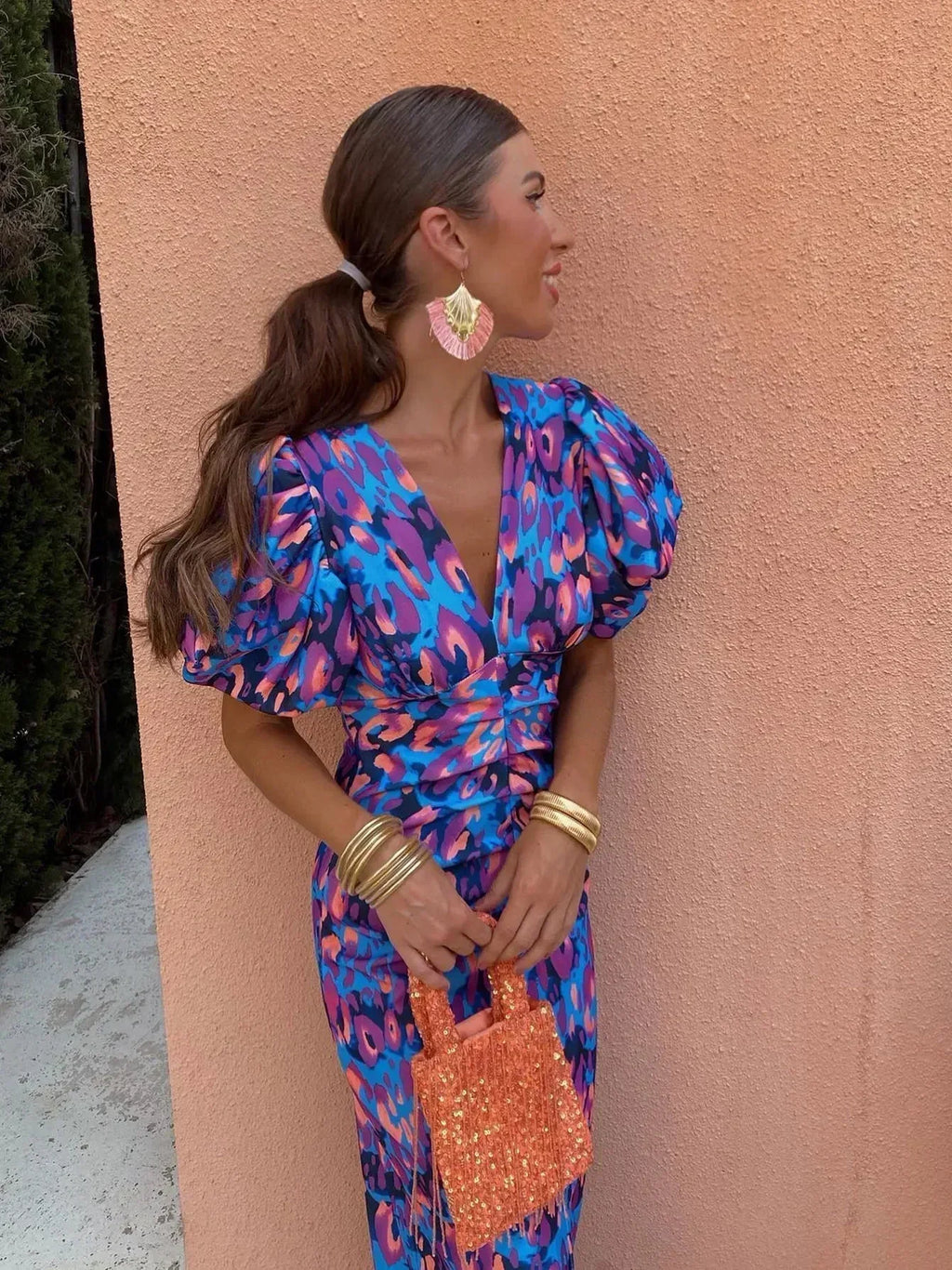 Aurora™ | Vestido midi de colores vivos con mangas abullonadas