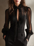 Camicetta in Chiffon con Colletto Alto e Lacci sul Collo, in Stile Retrò ed Elegante, con Pizzo