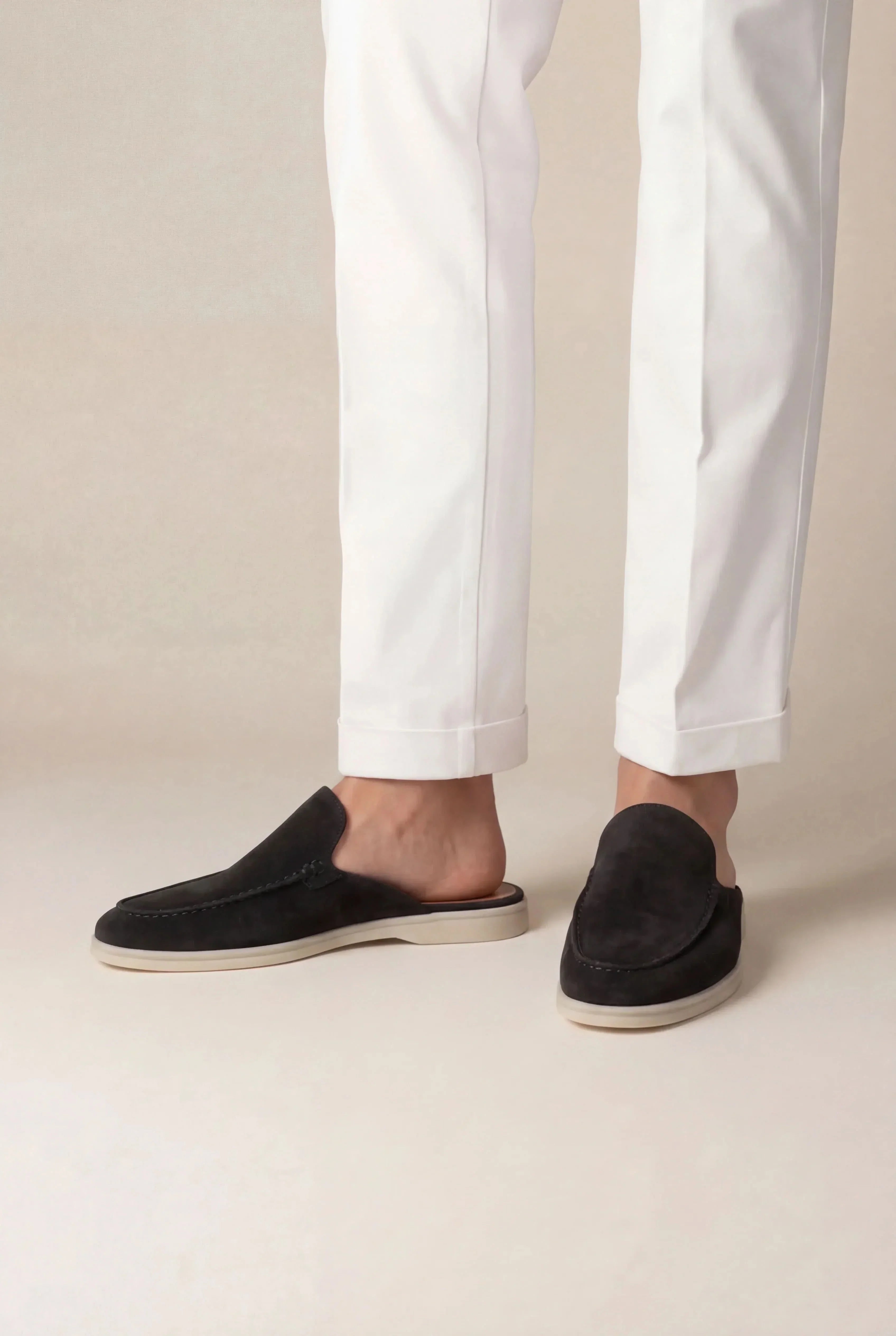 Riviera | Mule in Camoscio Nero
