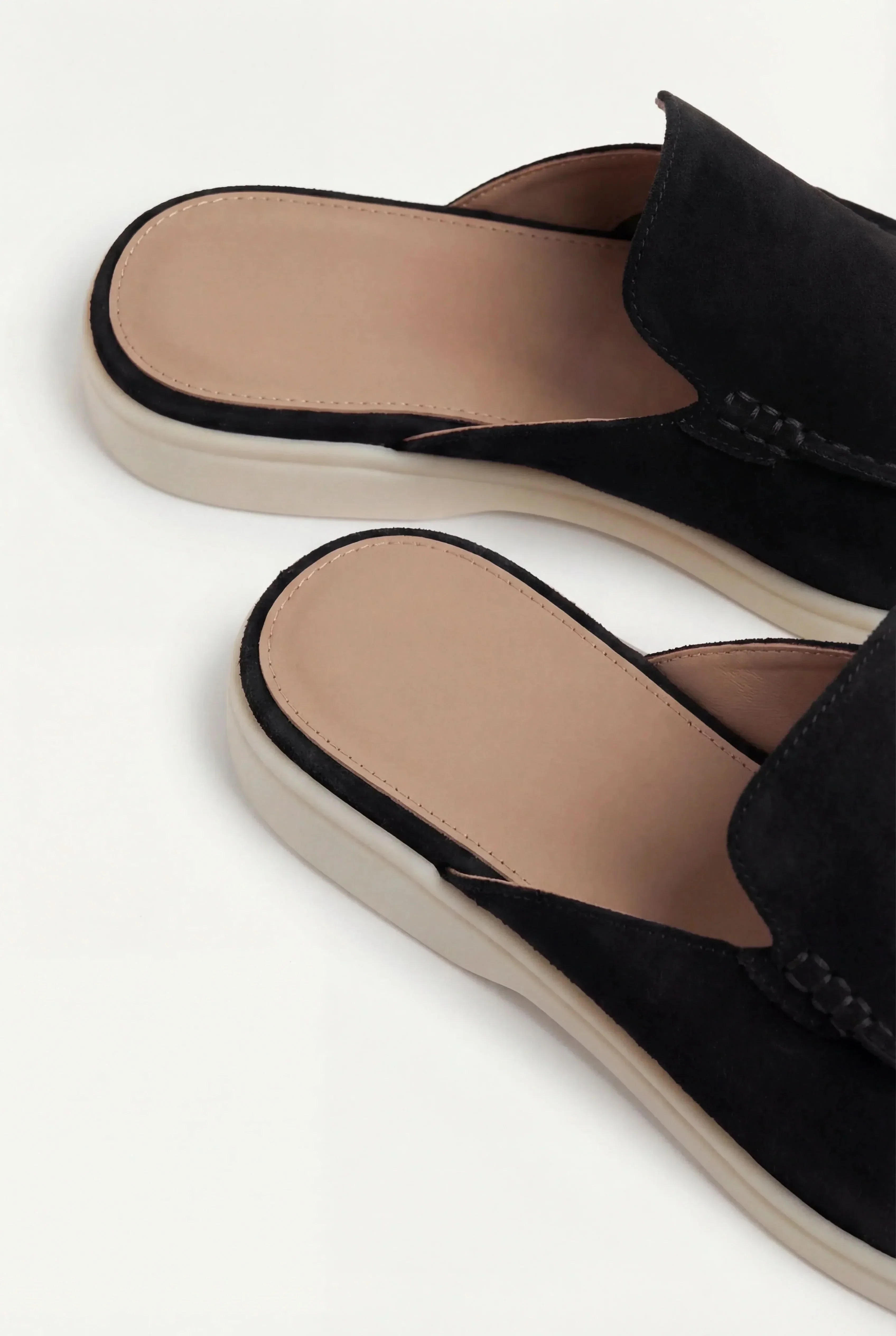 Riviera | Mule in Camoscio Nero