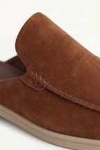 Riviera | Mule in Camoscio Marrone