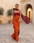 Zahara | Abito Arancione con Scollo Rosso