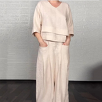 Liza - Ensemble en coton et toile 2 pièces - Haut à col en V et pantalon à jambes larges